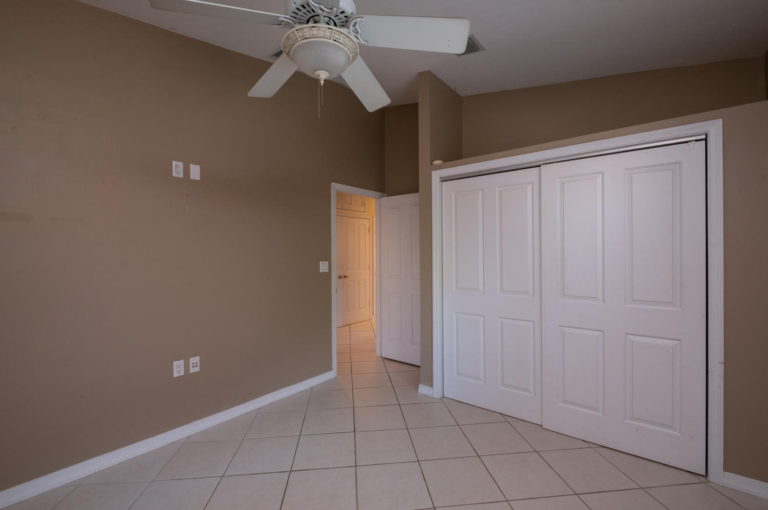 975 Gibraltar Road Key Largo, FL 33037 - Photo 18 of 31 Bedroom 2
