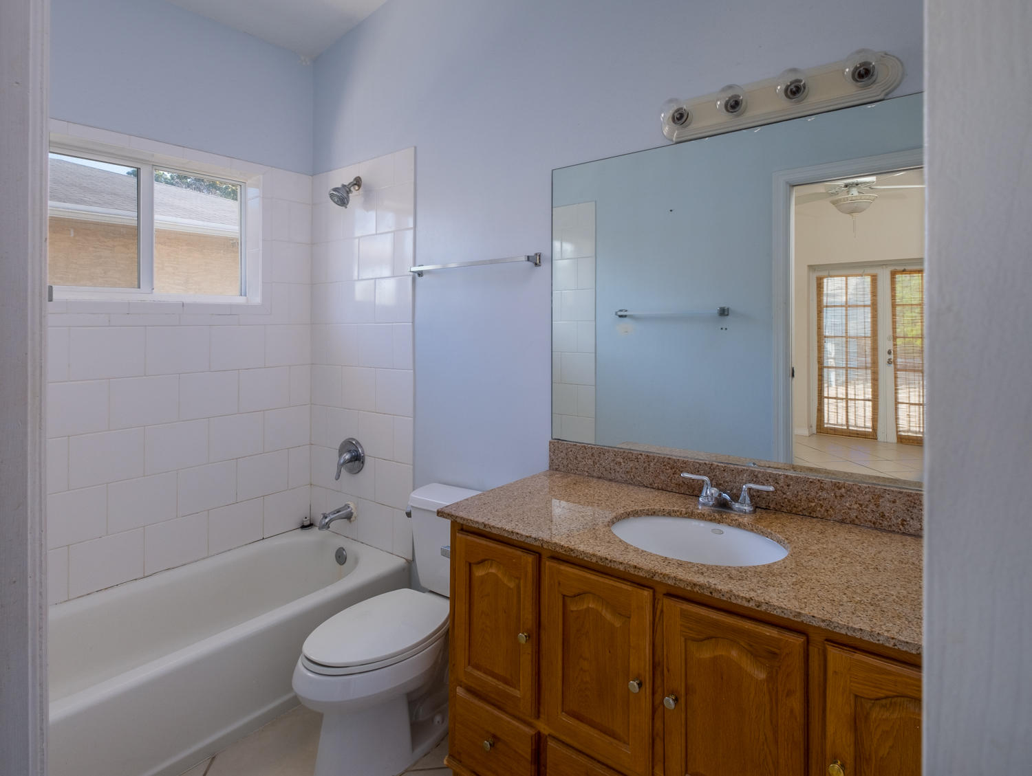 975 Gibraltar Road Key Largo, FL 33037 - Photo 23 of 31 Master Bath