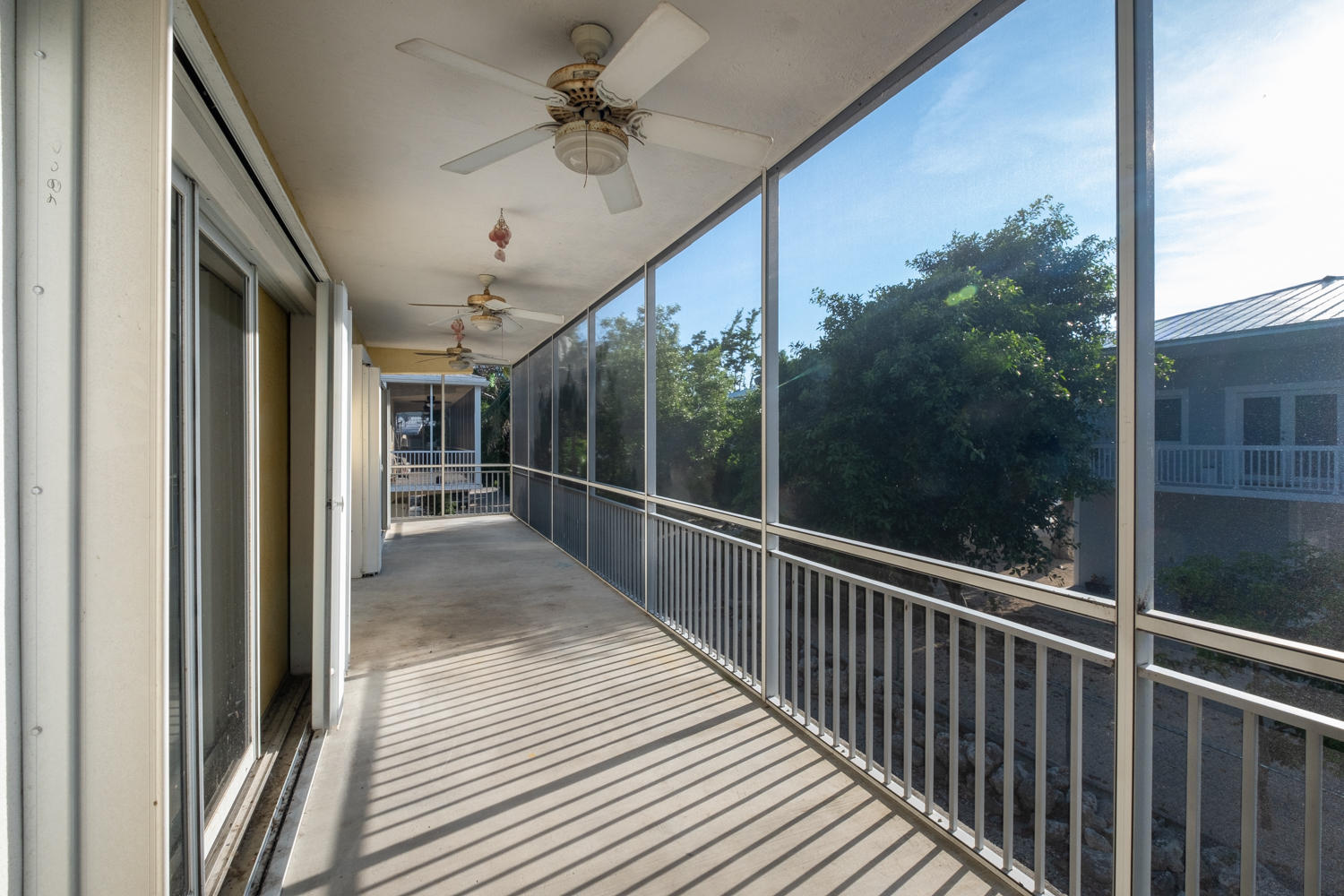 975 Gibraltar Road Key Largo, FL 33037 - Photo 25 of 31 Back Patio