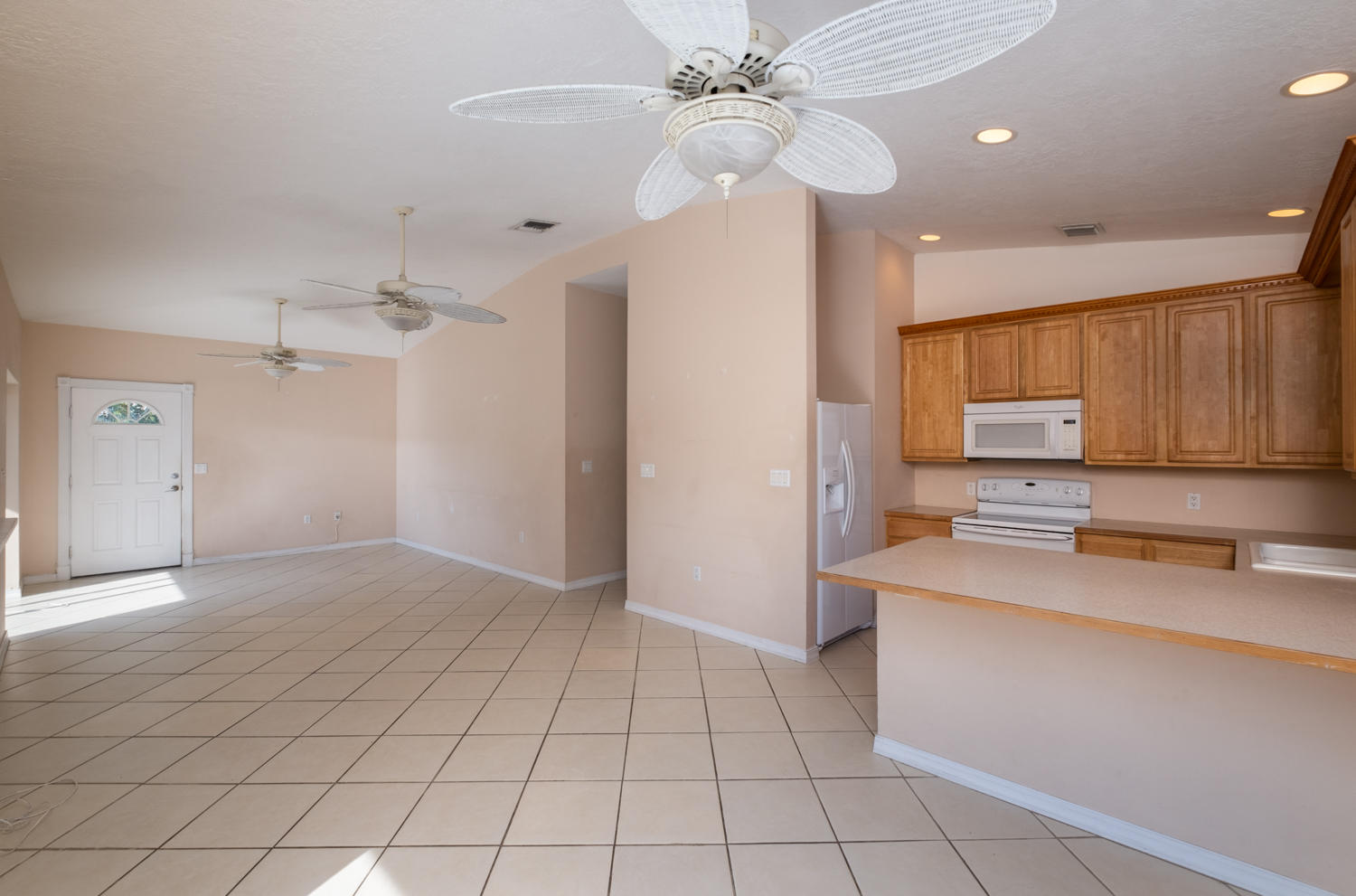 975 Gibraltar Road Key Largo, FL 33037 - Photo 8 of 31 Kitchen