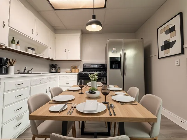 $1,600 | 623-631 Birch Street, Unit 2W, Fall River, MA 02724