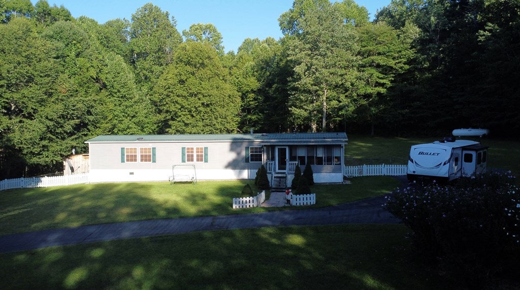 1022 Turner Spur Road Fancy Gap, VA 24328 - Photo 61 of 65 Gallery Image 61