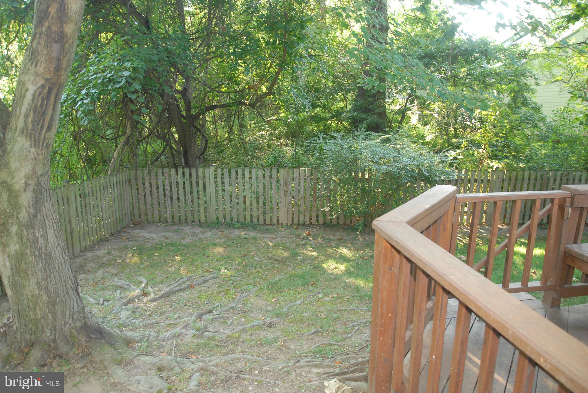 1518 Stuart Road Herndon, VA 20170 - Photo 16 of 16 Exterior (Rear)