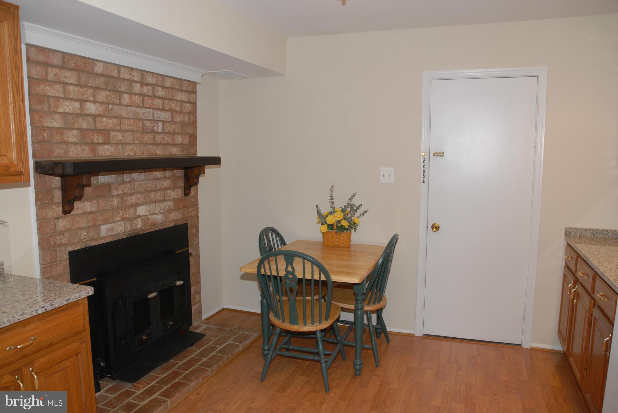1518 Stuart Road Herndon, VA 20170 - Photo 4 of 16 Interior (General)