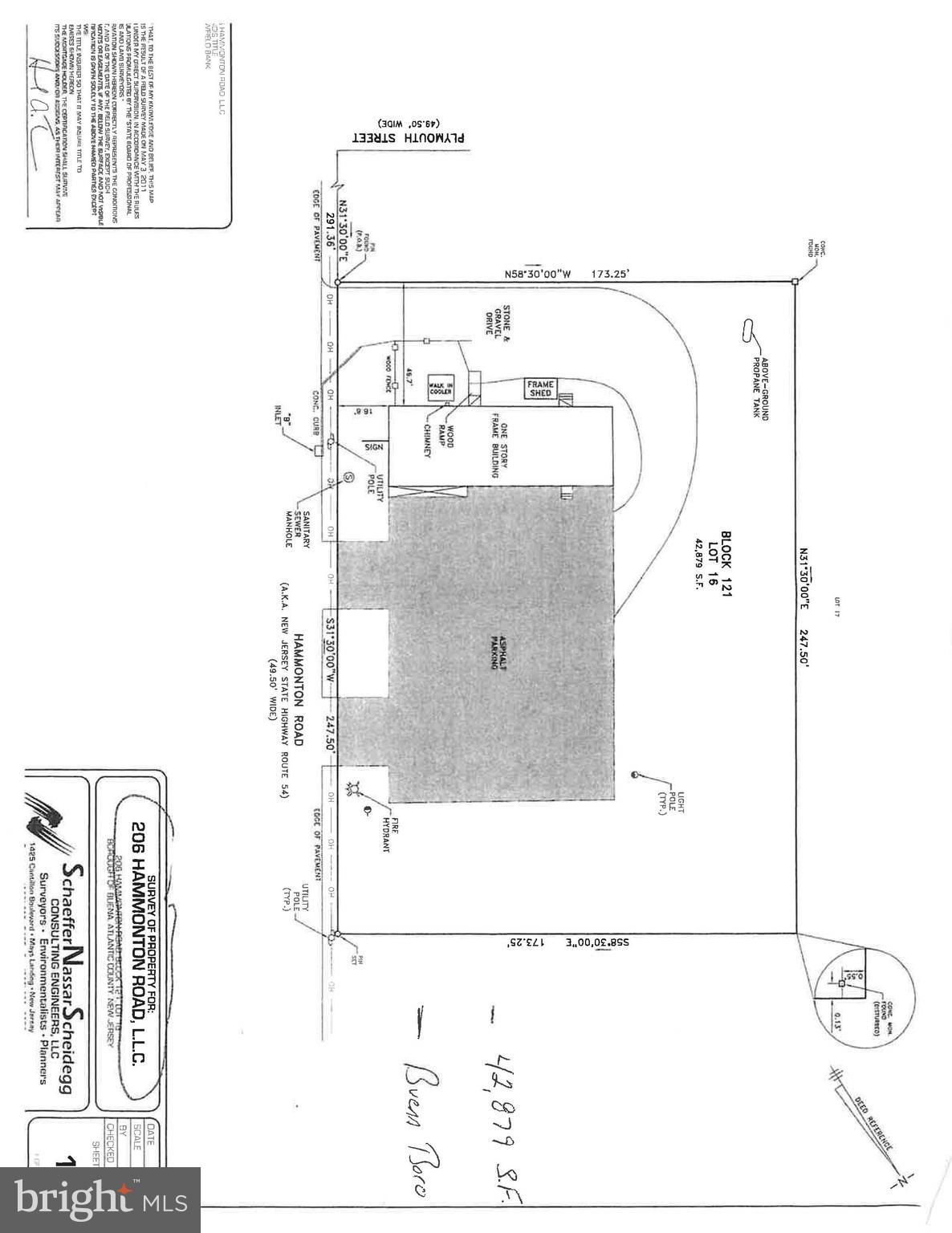 206 Hammonton Road Buena, NJ 08310 - Photo 2 of 2 a picture of a bathroom with a shower