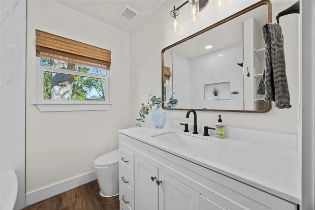 $699,000 | 2205 North Plains Avenue, Austin, TX 78757