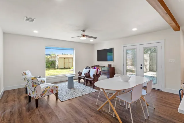 $699,000 | 2205 North Plains Avenue, Austin, TX 78757