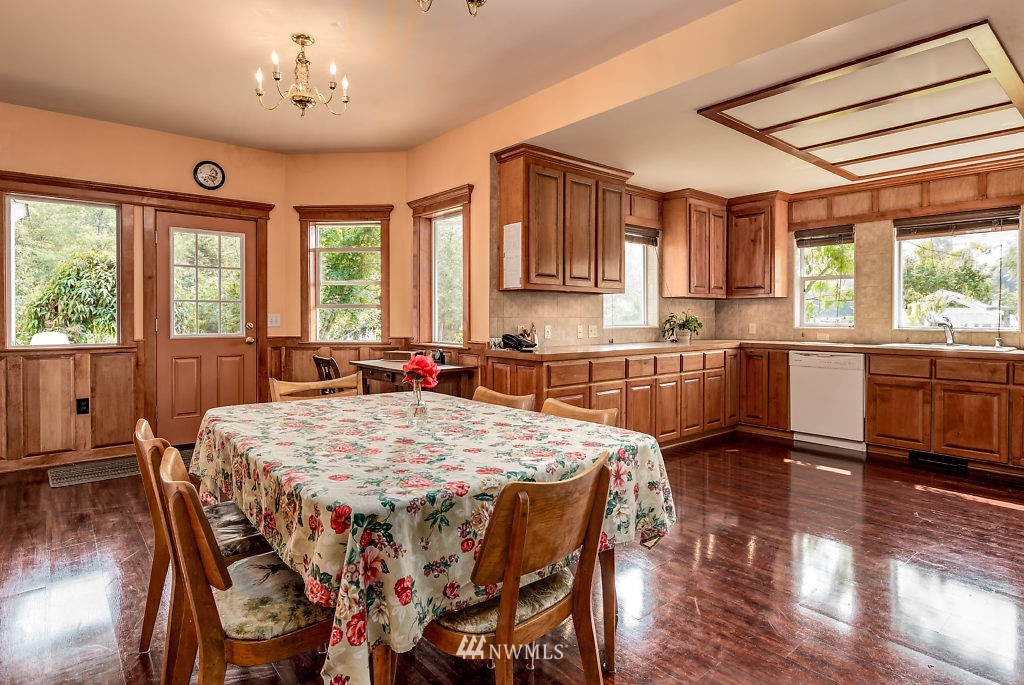 660 East Sleeper Road Oak Harbor, WA 98277 - Photo 12 of 25 Gallery Image 12