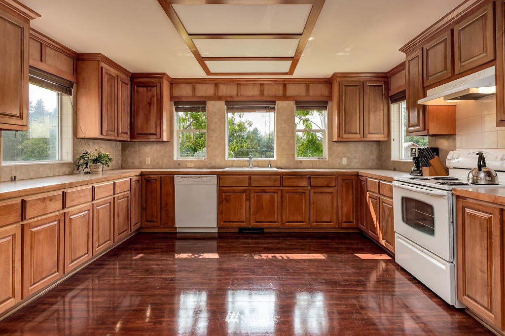 660 East Sleeper Road Oak Harbor, WA 98277 - Photo 13 of 25 Gallery Image 13