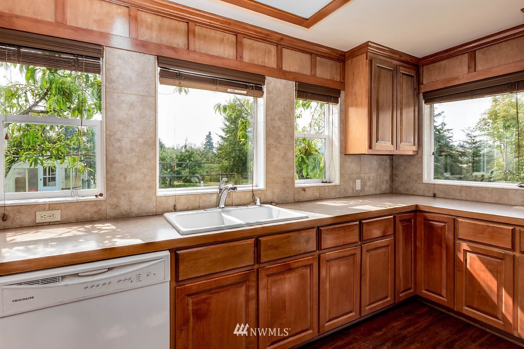 660 East Sleeper Road Oak Harbor, WA 98277 - Photo 15 of 25 Gallery Image 15