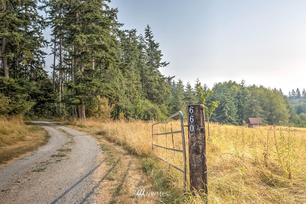 660 East Sleeper Road Oak Harbor, WA 98277 - Photo 9 of 25 Gallery Image 9