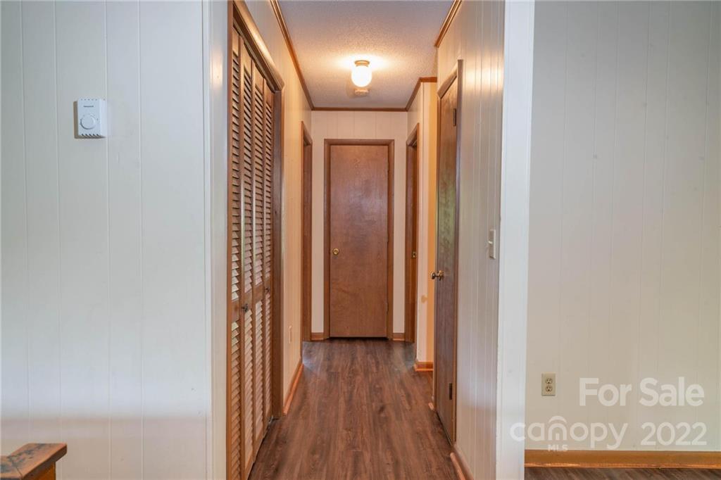 1555 Fox Run Road Waynesville, NC 28785 - Photo 12 of 32 Gallery Image 12