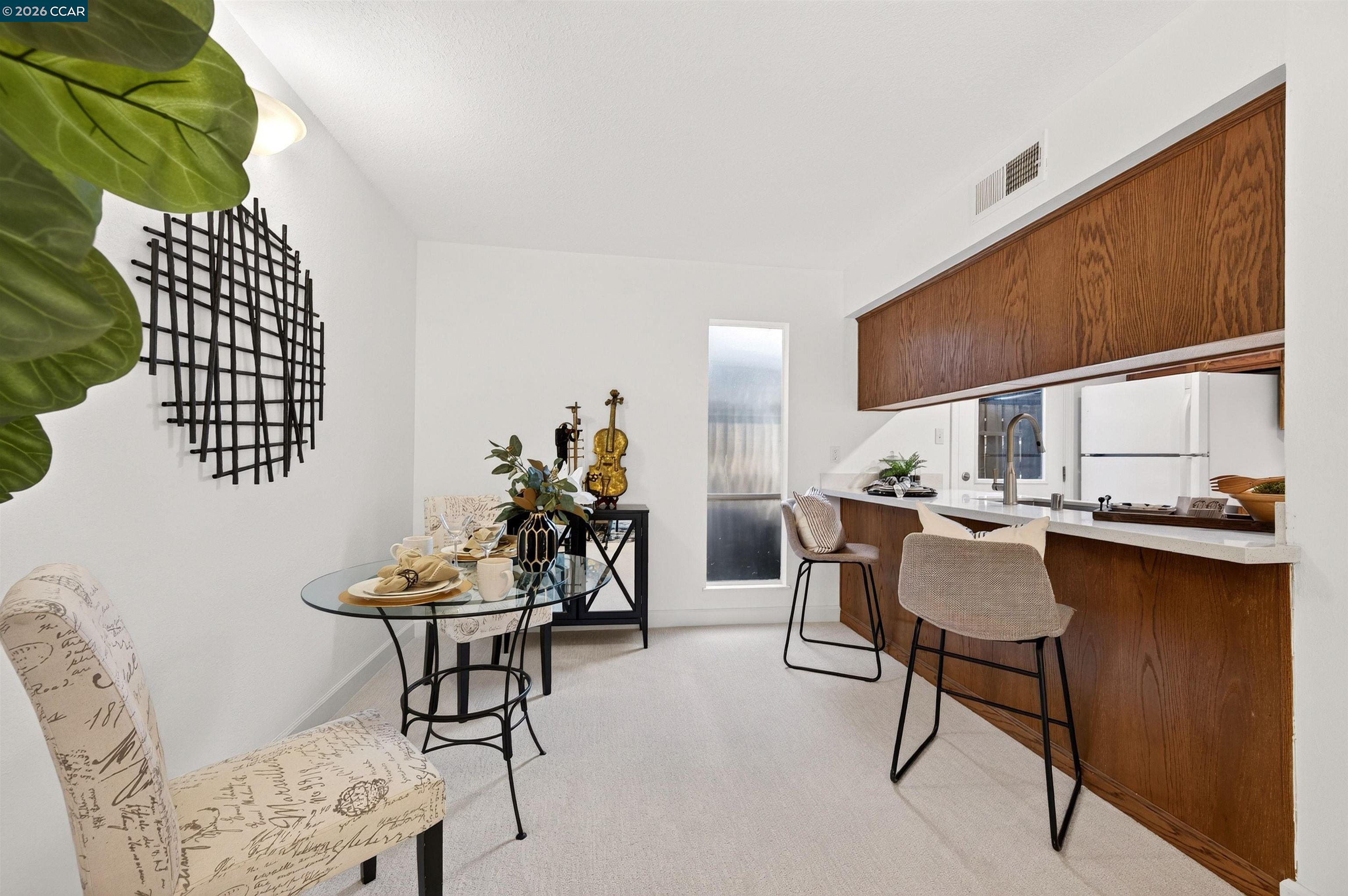 5491 Roundtree Drive, Unit C Concord, CA 94521 - Photo 8 of 18