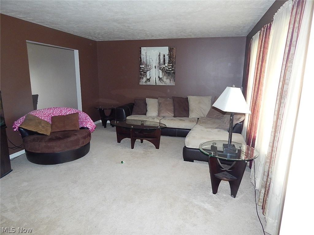 23693 Drake Road Bedford, OH 44146 - Photo 4 of 18 Formal living room