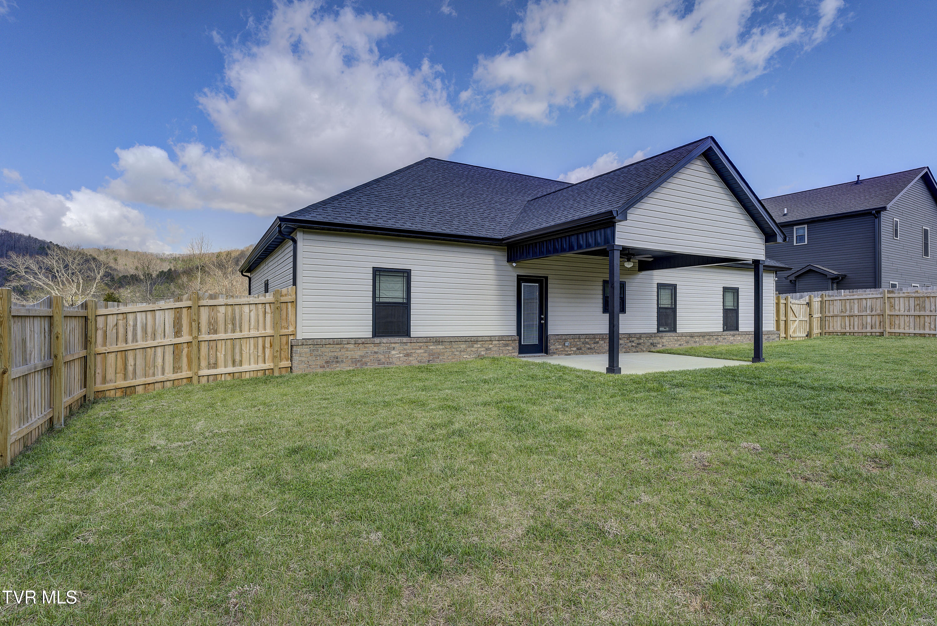119 Ervin Loop Erwin, TN 37650 - Photo 39 of 43 Ervin-2
