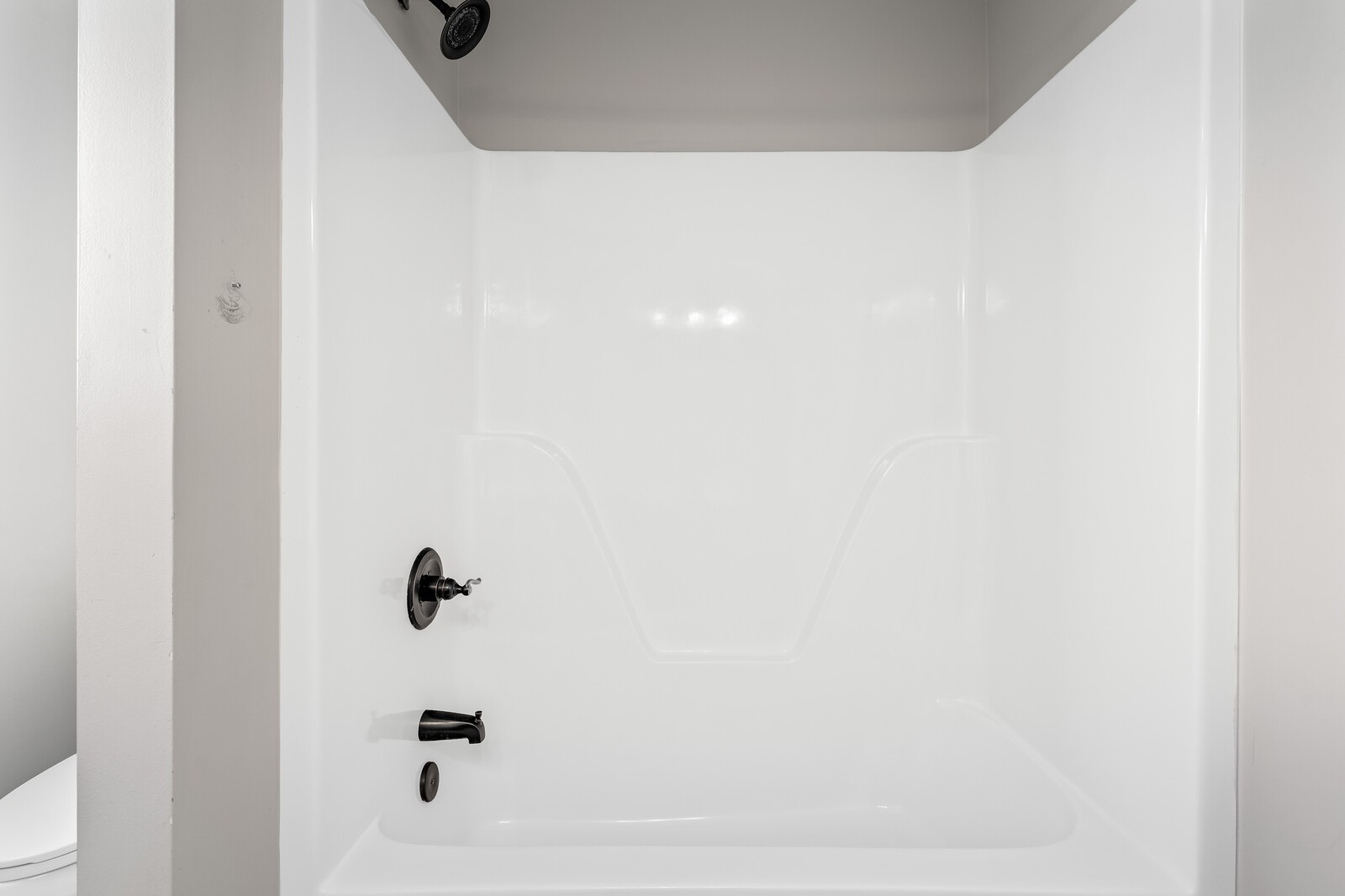 984 Hooper Road Charlotte, TN 37036 - Photo 32 of 46 Gallery Image 32