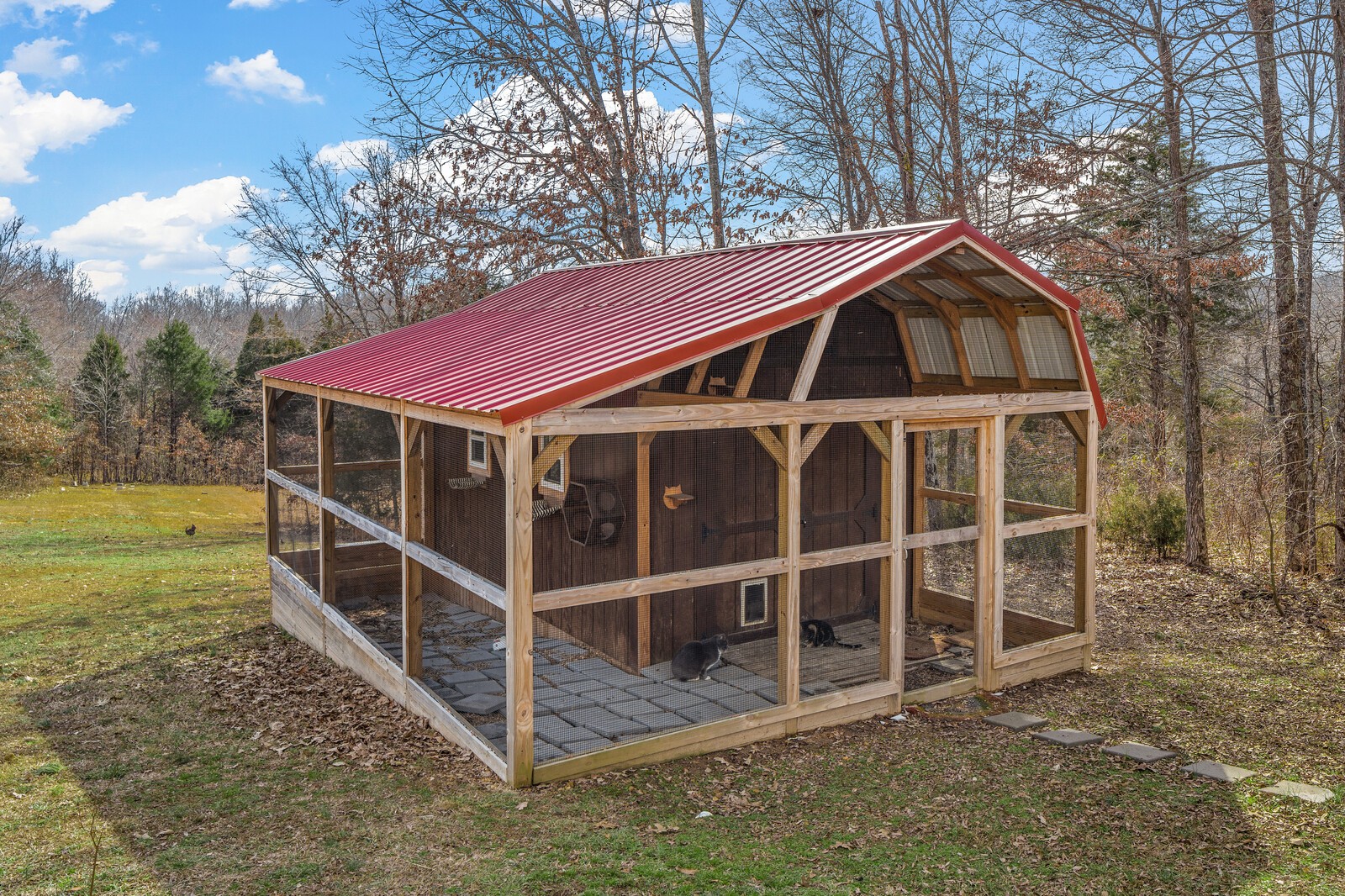 984 Hooper Road Charlotte, TN 37036 - Photo 43 of 46 Gallery Image 43