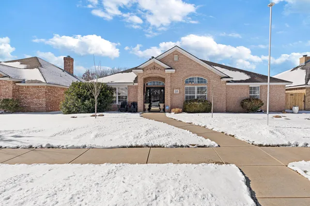 $359,950 | 8410 Addison Drive, Amarillo, TX 79119