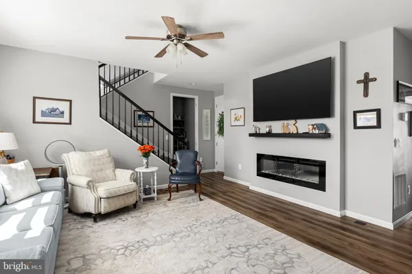 $559,900 | 124 Nathan Drive, Stephens City, VA 22655