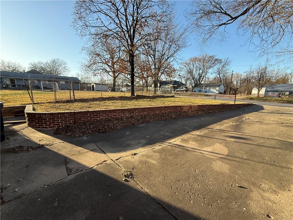 717 East Poplar Street Independence, KS 67301 - Photo 9 of 9
