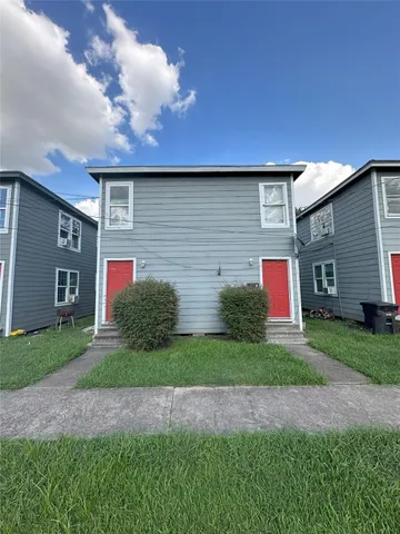 $1,100 | 3102 Brackenridge Street, Unit 1, Houston, TX 77026