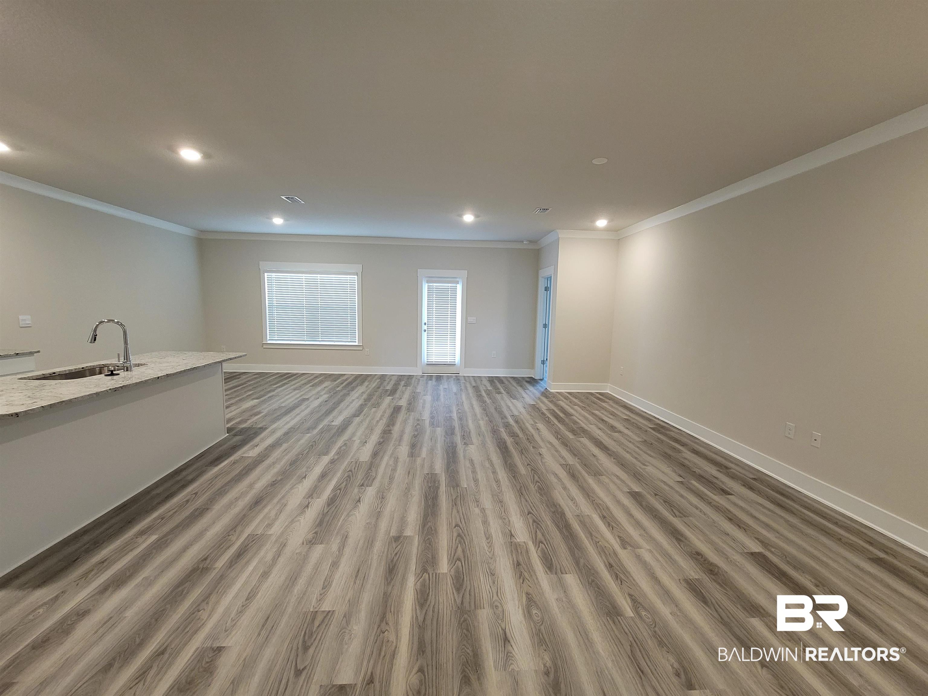 1045 Hayward Loop Foley, AL 36535 - Photo 4 of 19
