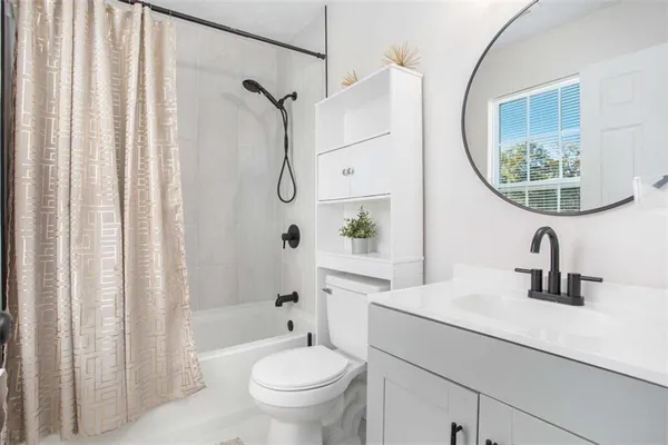 $2,200 | 5656 La Fleur Trail, Stonecrest, GA 30038