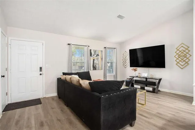 $2,300 | 5656 La Fleur Trail, Stonecrest, GA 30038