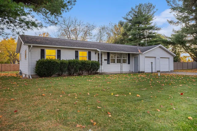 $225,000 | 69548 Eisenhower Road, Sturgis, MI 49091