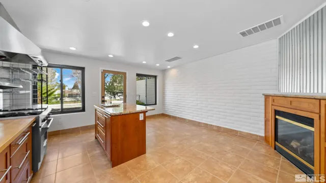 $1,095,000 | 4947 West Lakeridge Terrace, Reno, NV 89509