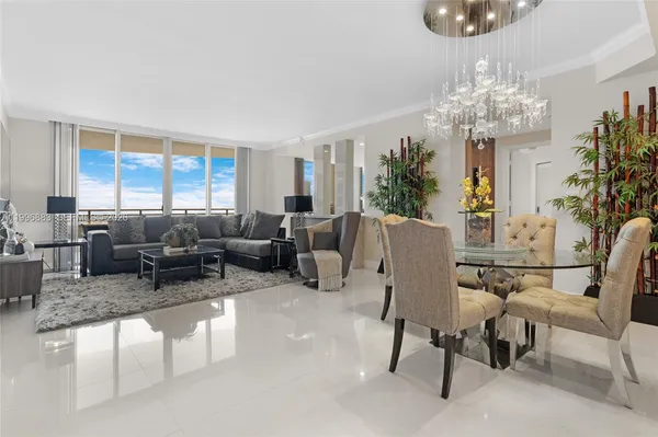 $8,250 | 848 Brickell Key Drive, Unit 3905, Miami, FL 33131