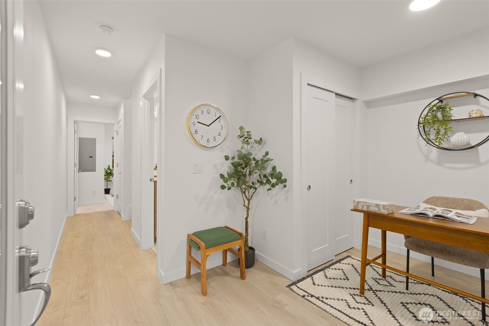 3551 Wallingford Avenue North Seattle, WA 98103 - Photo 16 of 22