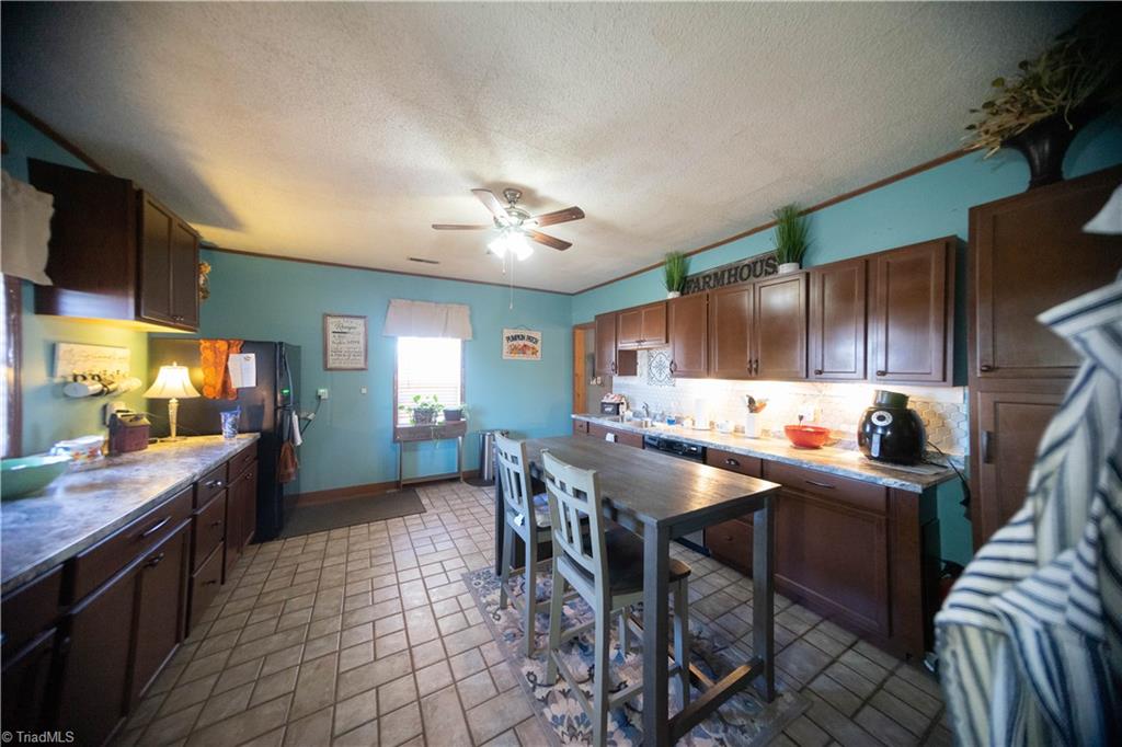 881 Tabor Road Olin, NC 28660 - Photo 7 of 21 Gallery Image 7