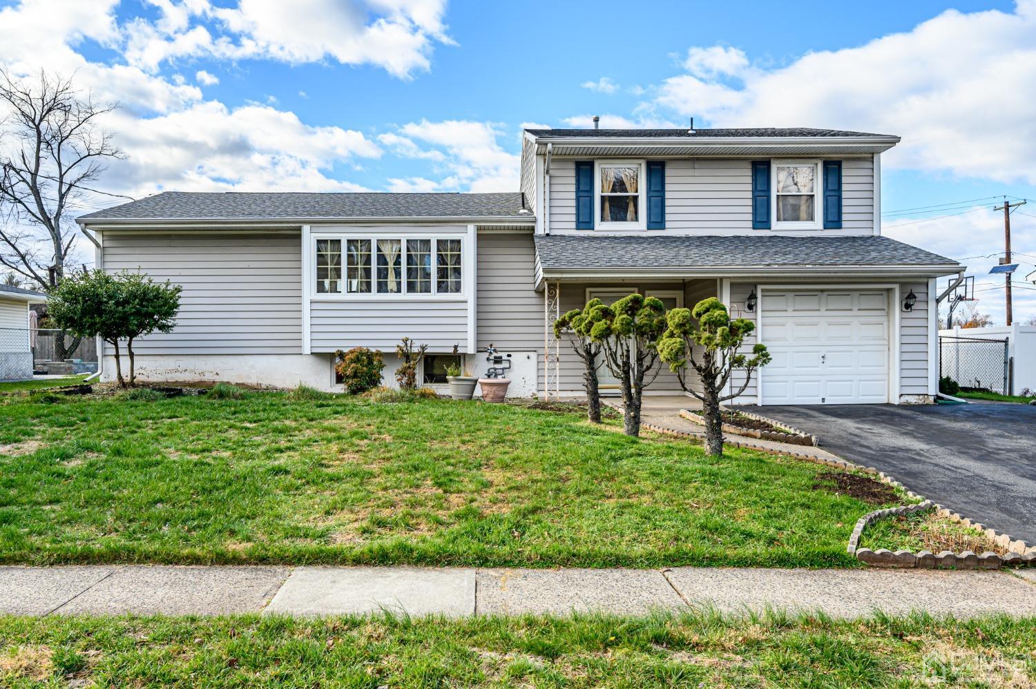 66 Rieder Road Edison, NJ 08817 - Photo 1 of 52 Gallery Image 1