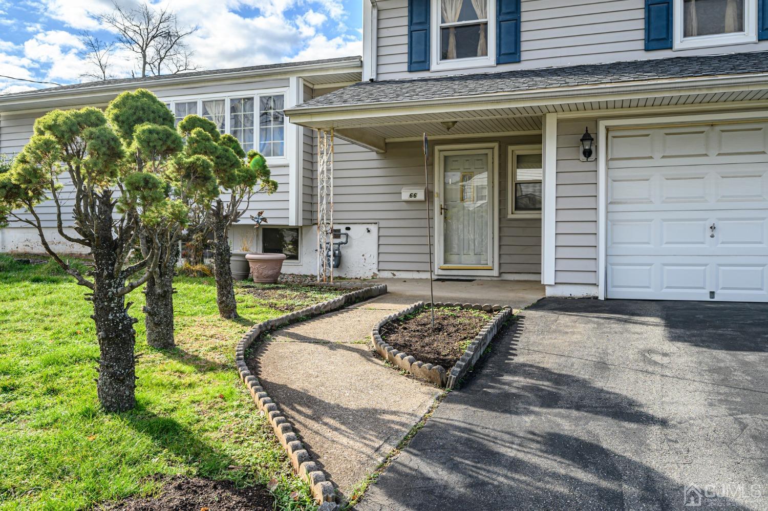 66 Rieder Road Edison, NJ 08817 - Photo 2 of 52 Gallery Image 2