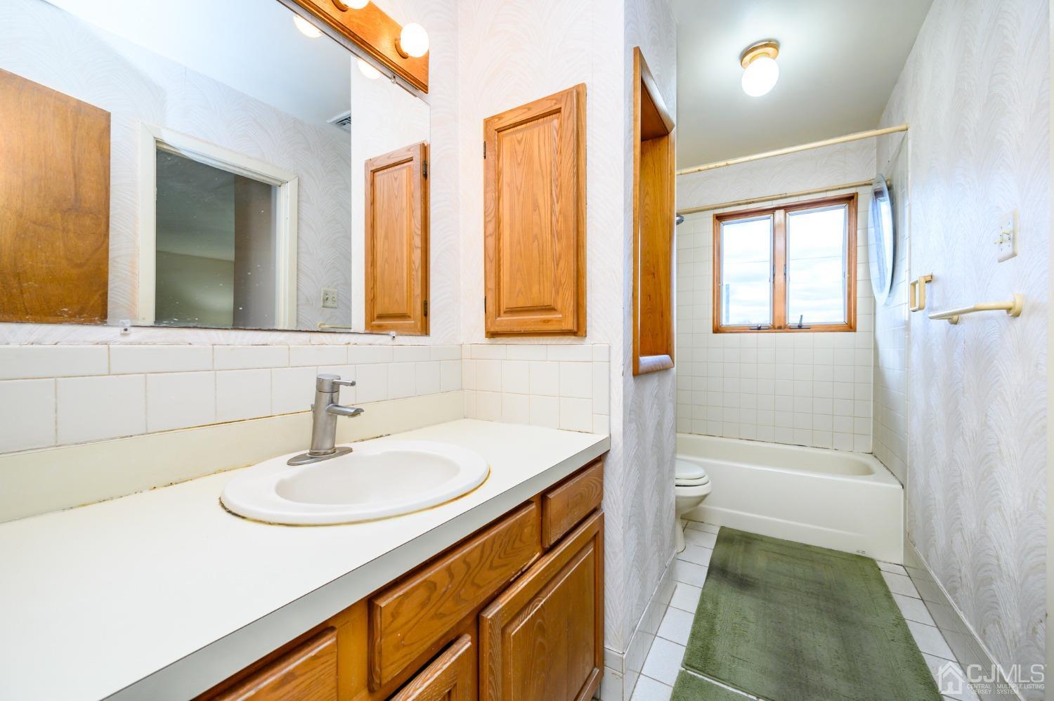 66 Rieder Road Edison, NJ 08817 - Photo 30 of 52 Gallery Image 30