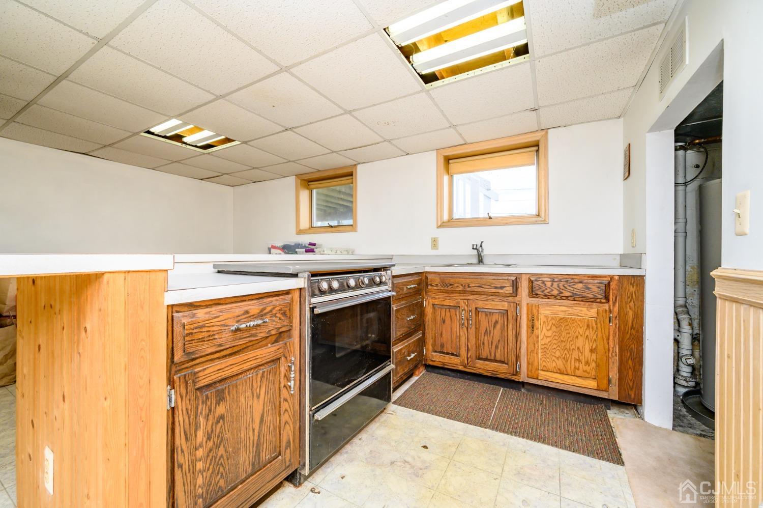 66 Rieder Road Edison, NJ 08817 - Photo 42 of 52 Gallery Image 42