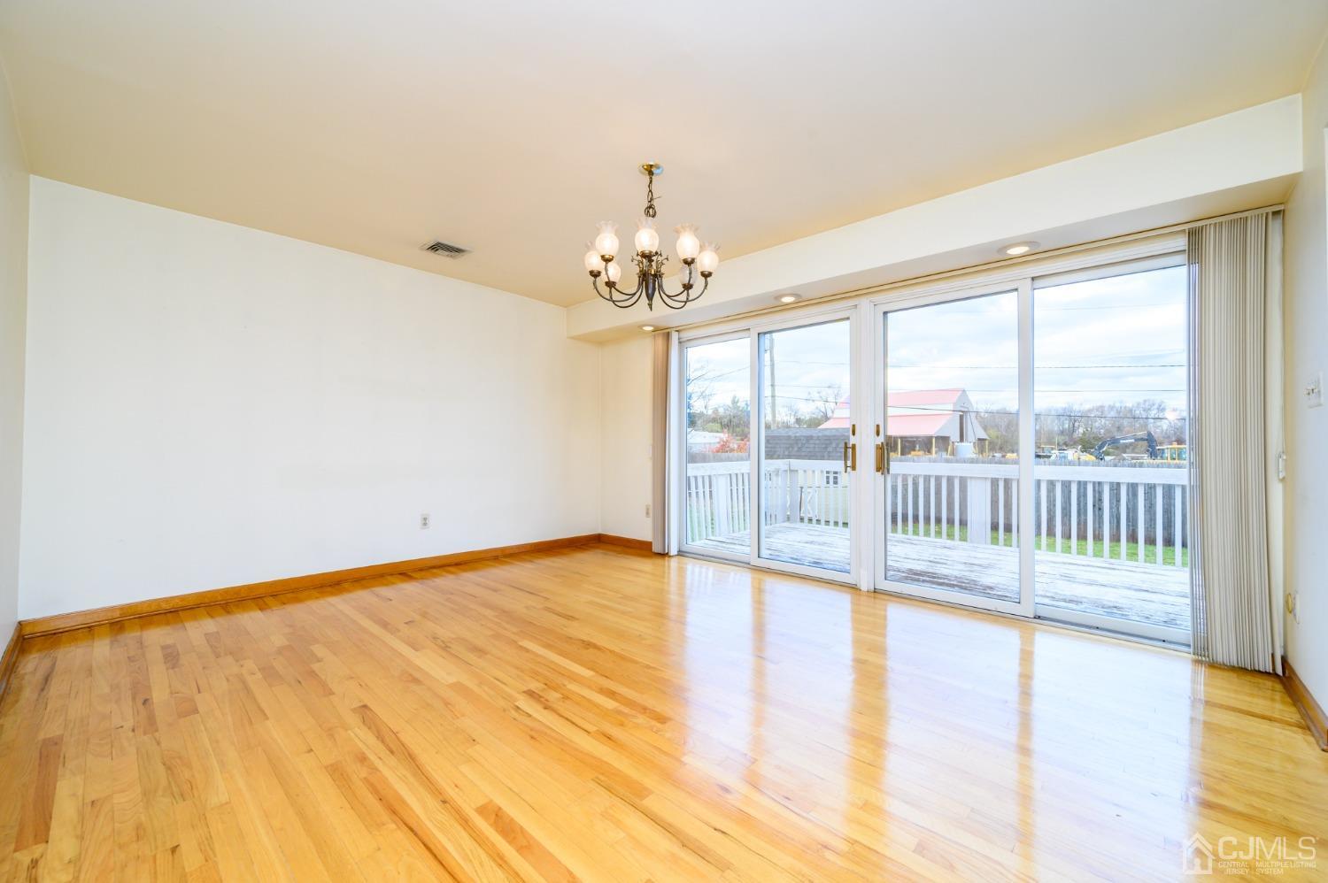66 Rieder Road Edison, NJ 08817 - Photo 10 of 52 Gallery Image 10