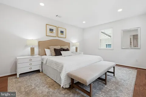 $1,049,900 | 1122 Bettstrail Way, Potomac, MD 20854