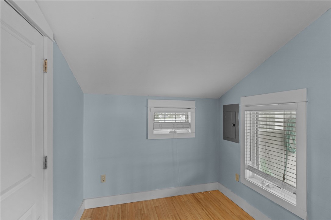 152 Riverside Street Portsmouth, RI 02871 - Photo 32 of 50