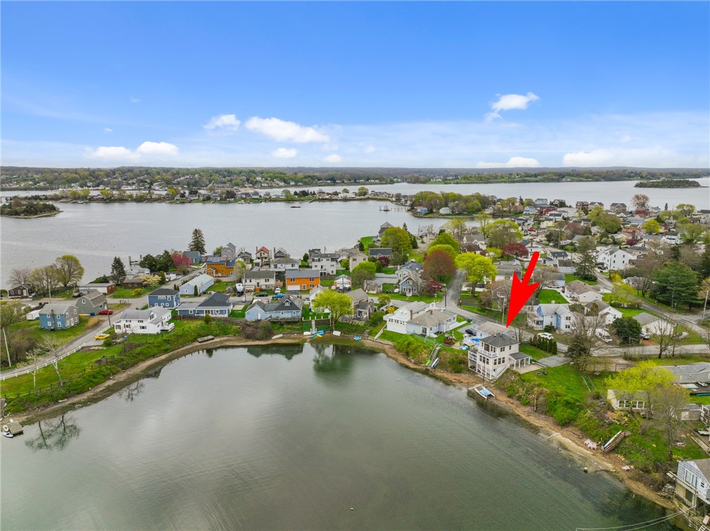 152 Riverside Street Portsmouth, RI 02871 - Photo 6 of 50