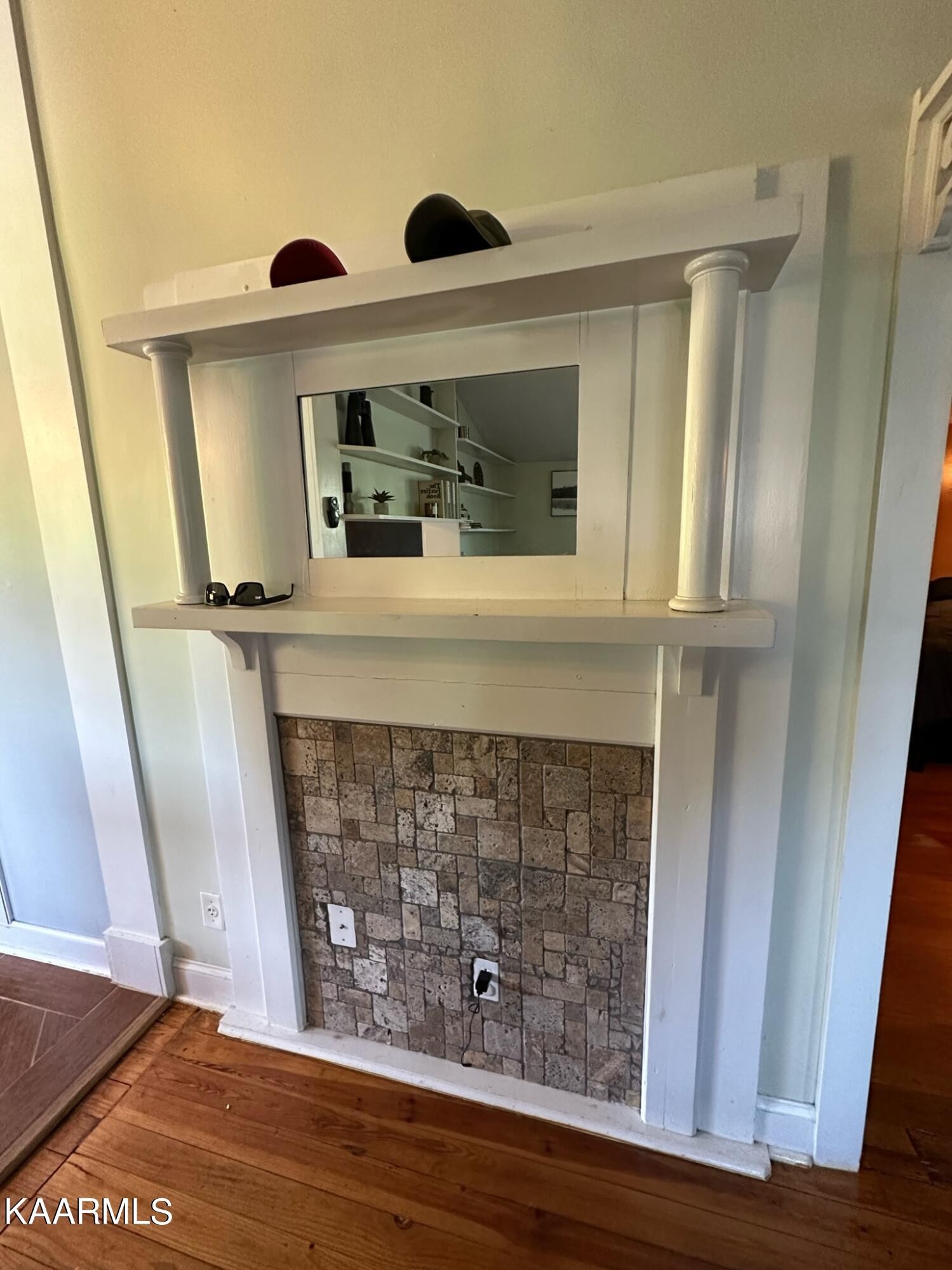 609 Bryan Road Rutledge, TN 37861 - Photo 32 of 47 a closeup of a fireplace