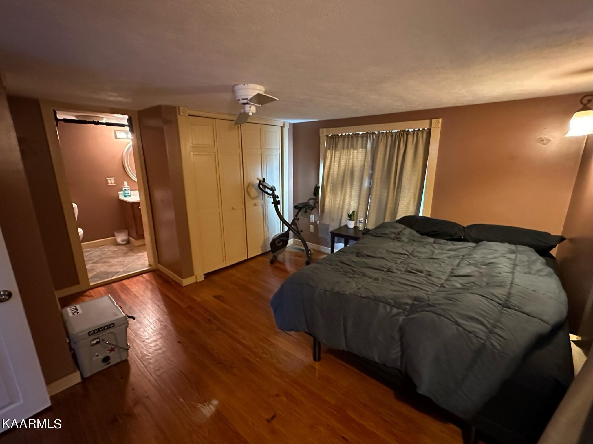 609 Bryan Road Rutledge, TN 37861 - Photo 34 of 47 a bed sitting in a room next to a window