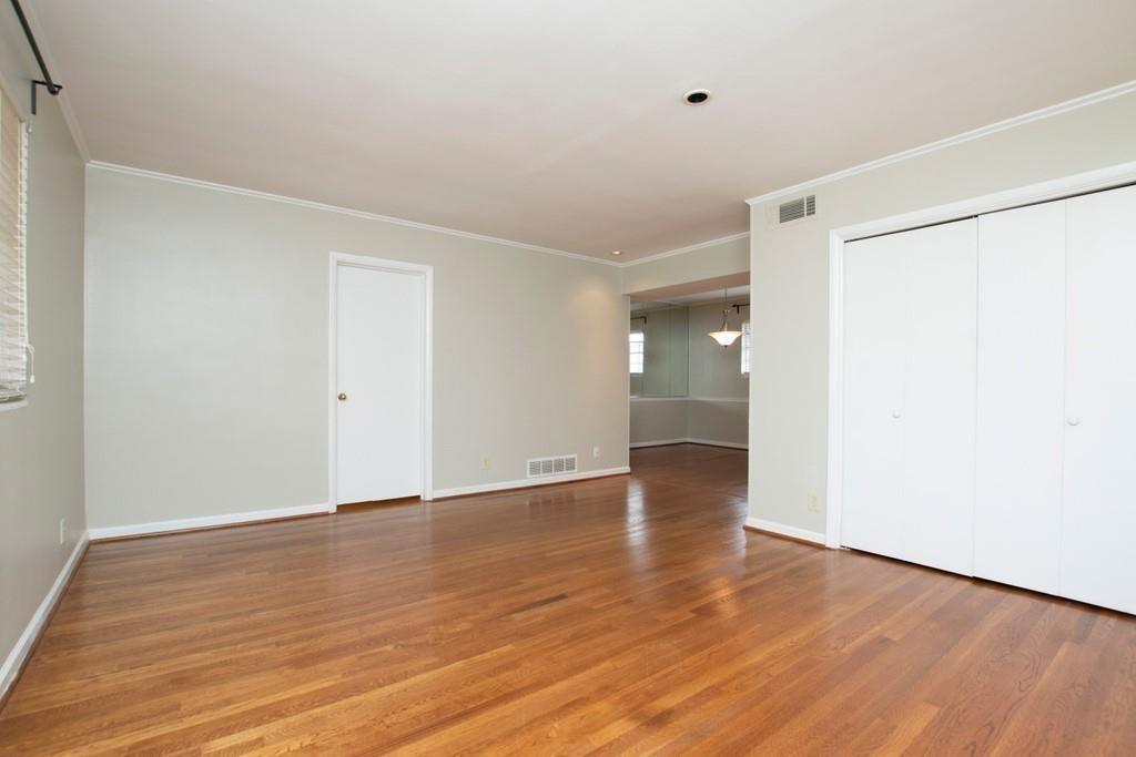 3660 Peachtree Road Northeast, Unit E4 Atlanta, GA 30319 - Photo 4 of 17