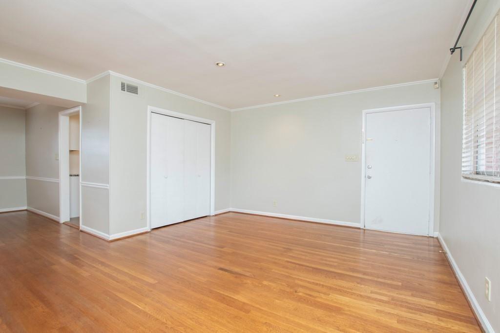 3660 Peachtree Road Northeast, Unit E4 Atlanta, GA 30319 - Photo 5 of 17