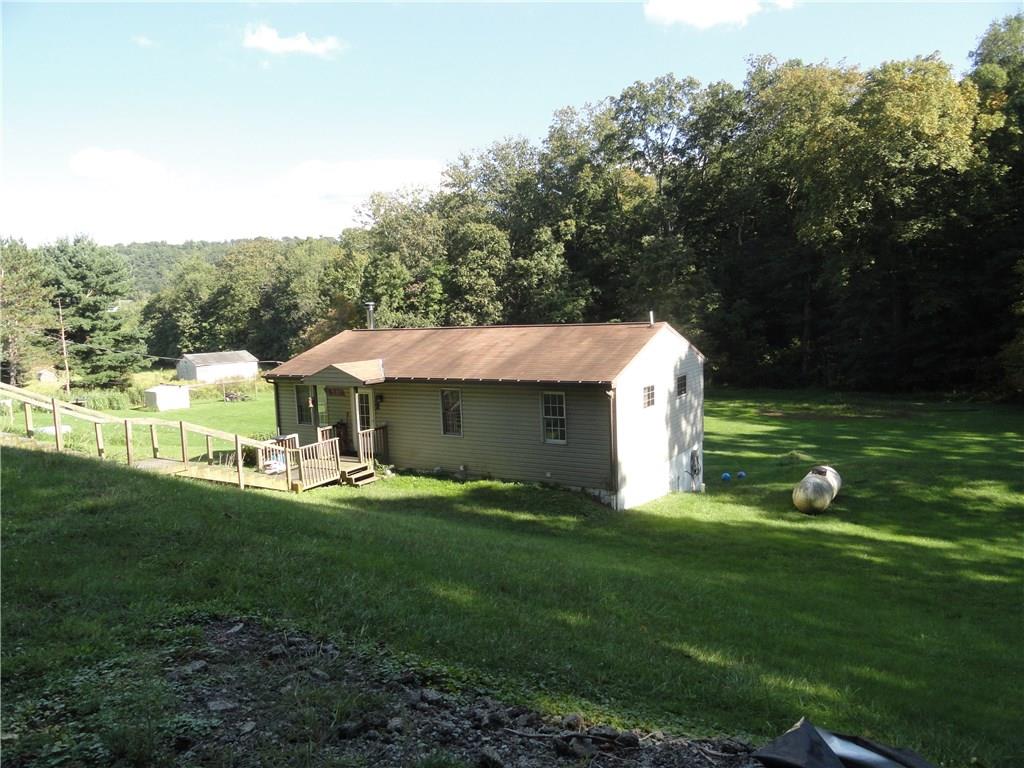 61 East Simmons Road Washington, PA 15301 - Photo 2 of 23
