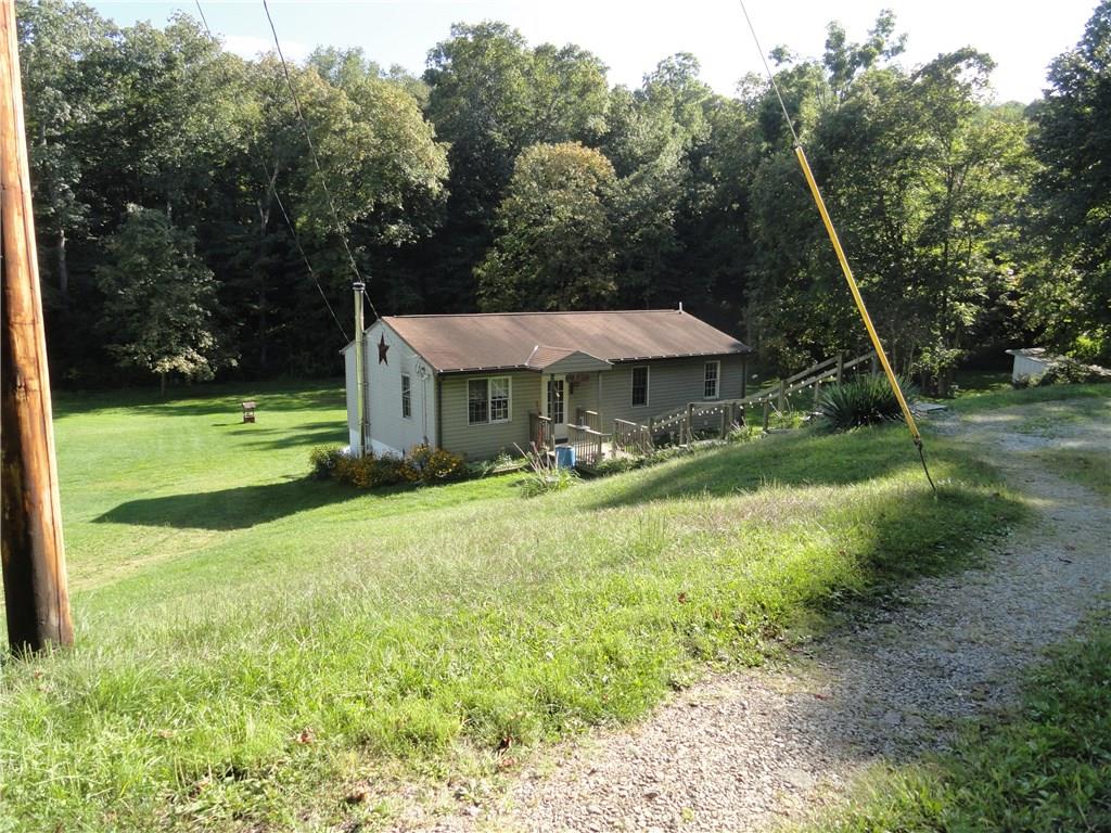 61 East Simmons Road Washington, PA 15301 - Photo 5 of 23