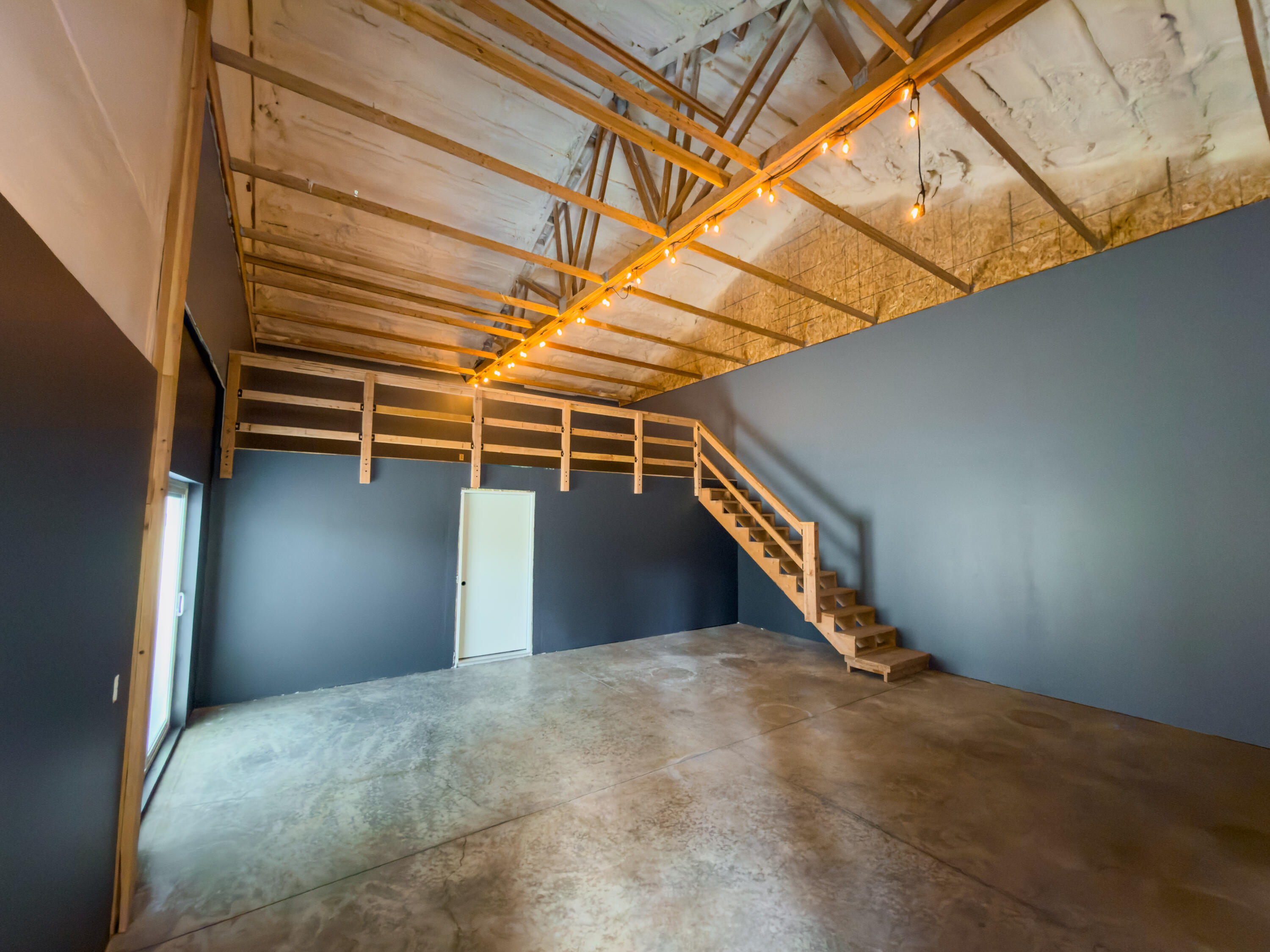 17140 Fontana Road Bend, OR 97707 - Photo 8 of 22 a view of small space