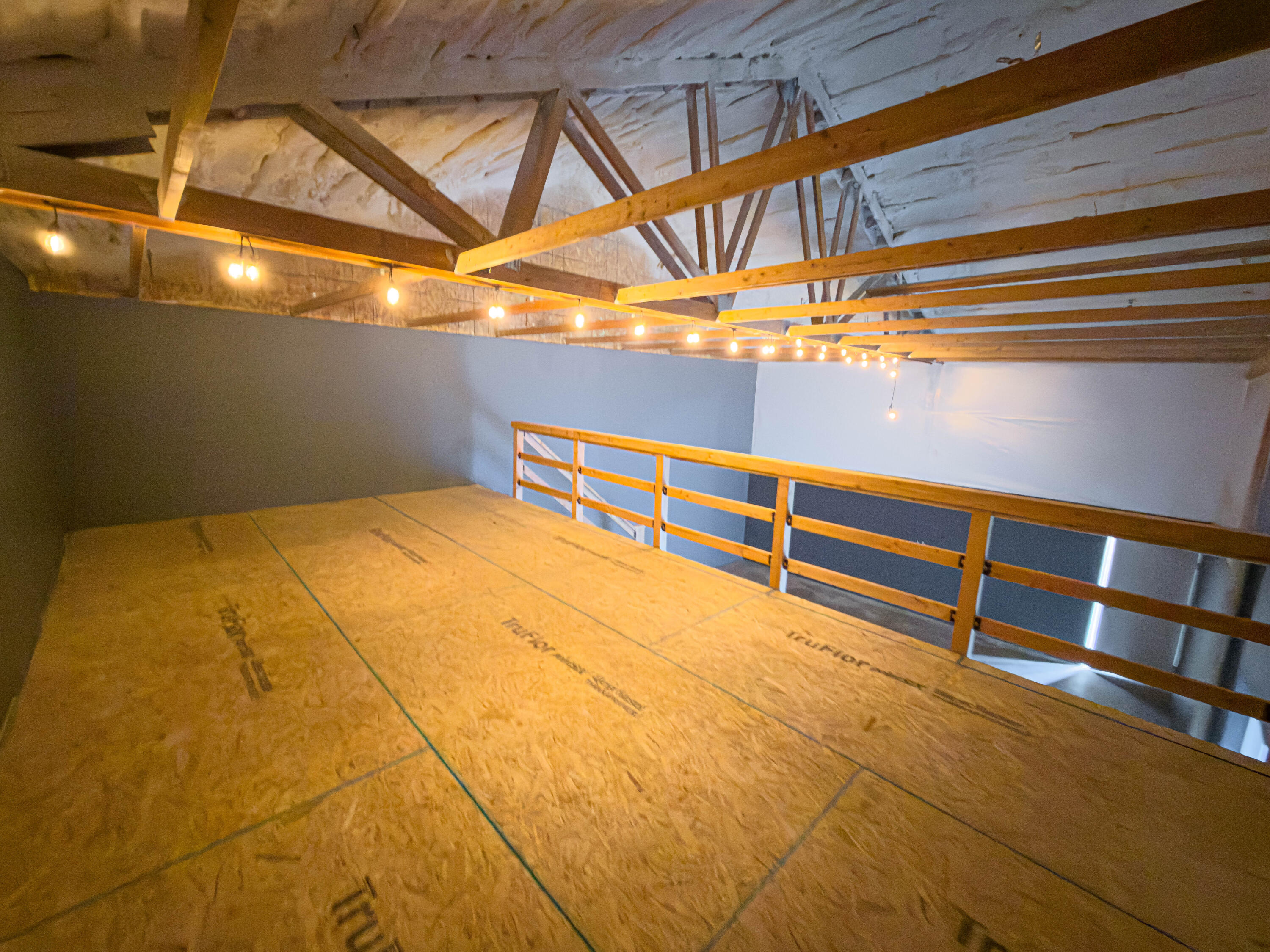 17140 Fontana Road Bend, OR 97707 - Photo 9 of 22 a view of an empty room