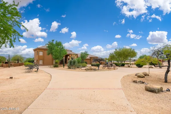 $1,850,000 | 17047 East Dixileta Drive, Rio Verde, AZ 85263